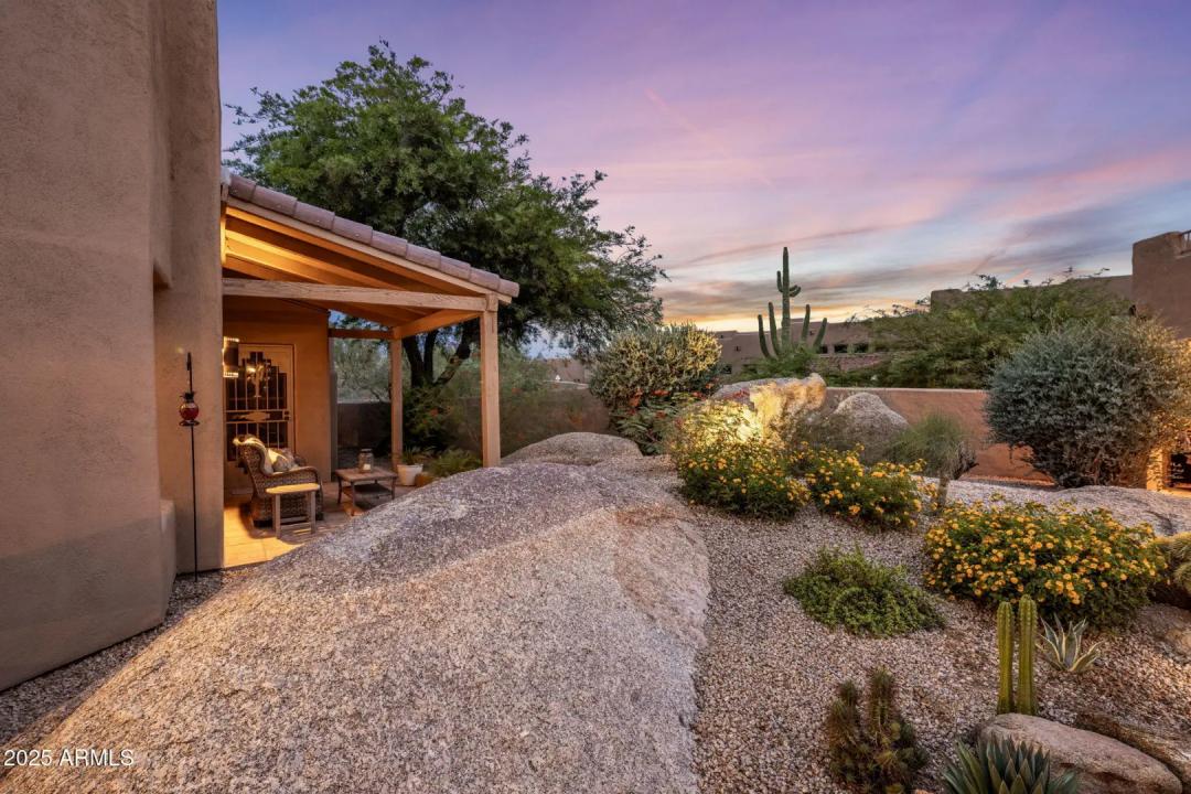 Real Estate Picture 8