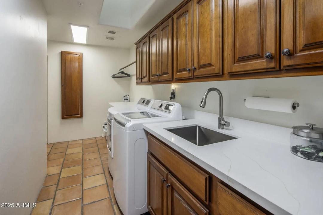 Real Estate Picture 41