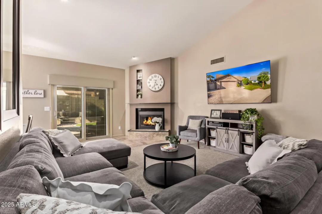 Real Estate Picture 2