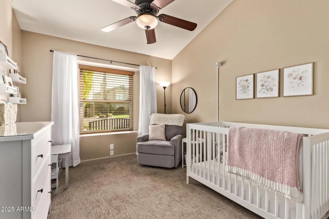 Real Estate Picture 13