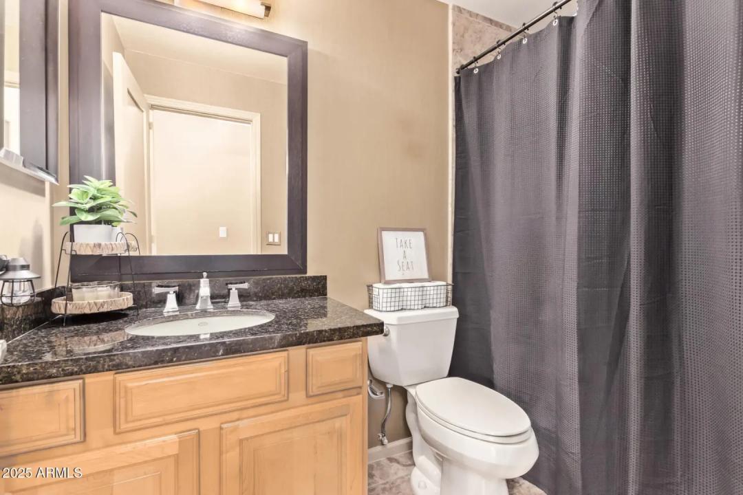 Real Estate Picture 14