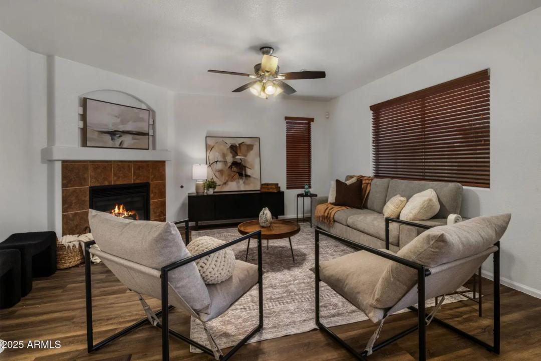 Real Estate Picture 7