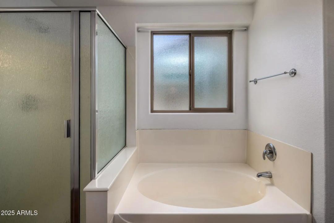 Real Estate Picture 30