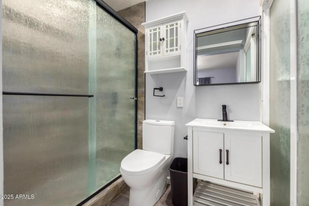 Real Estate Picture 13