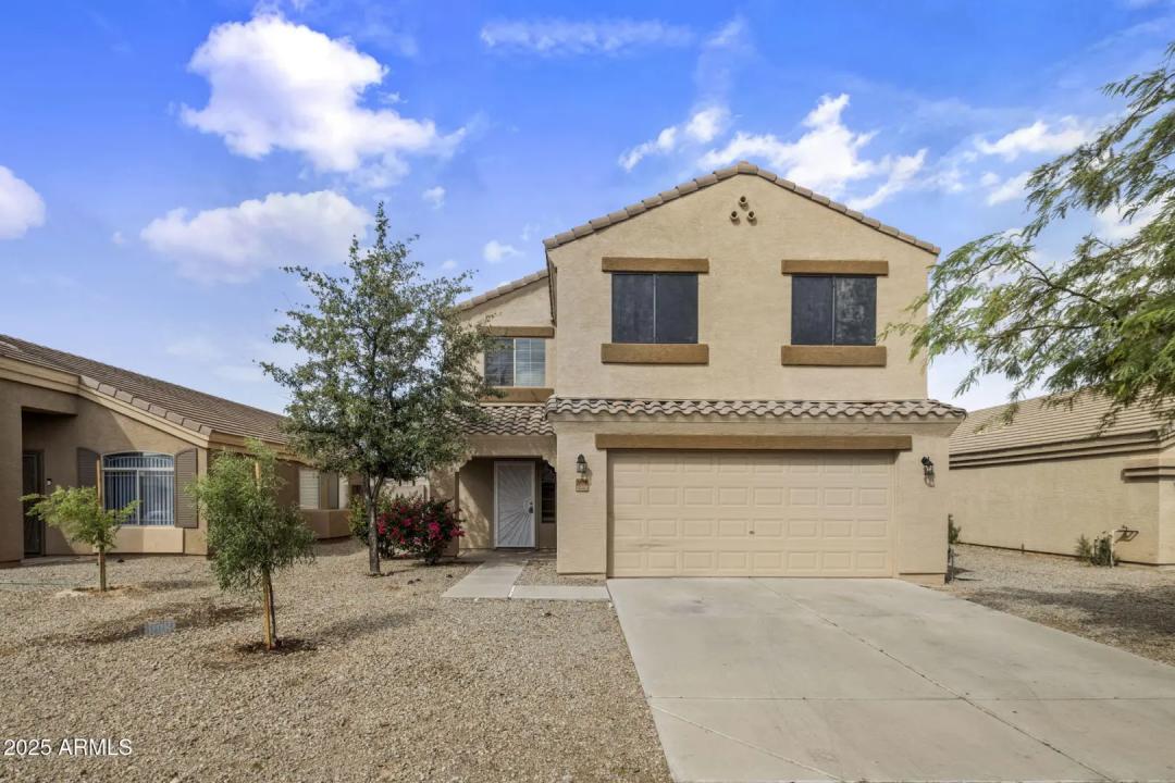 Real Estate Picture 3