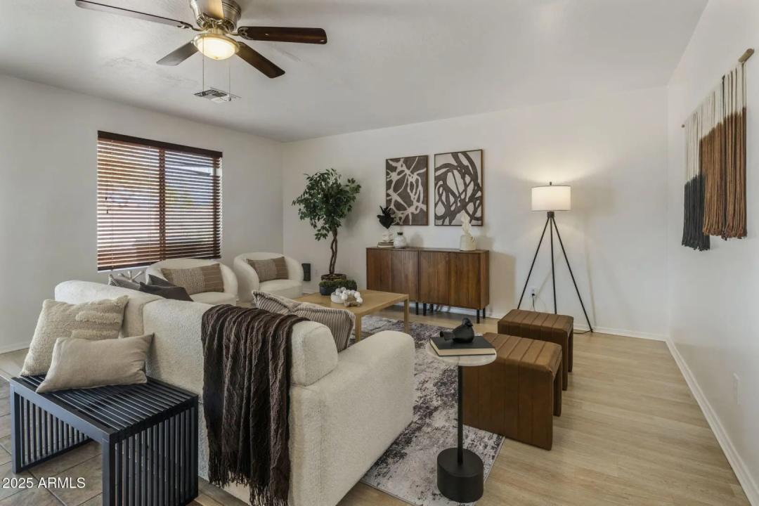 Real Estate Picture 6