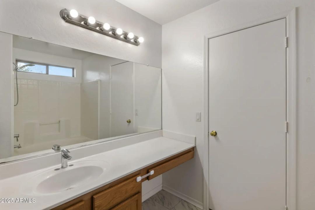 Real Estate Picture 19