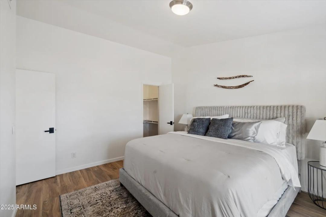 Real Estate Picture 15