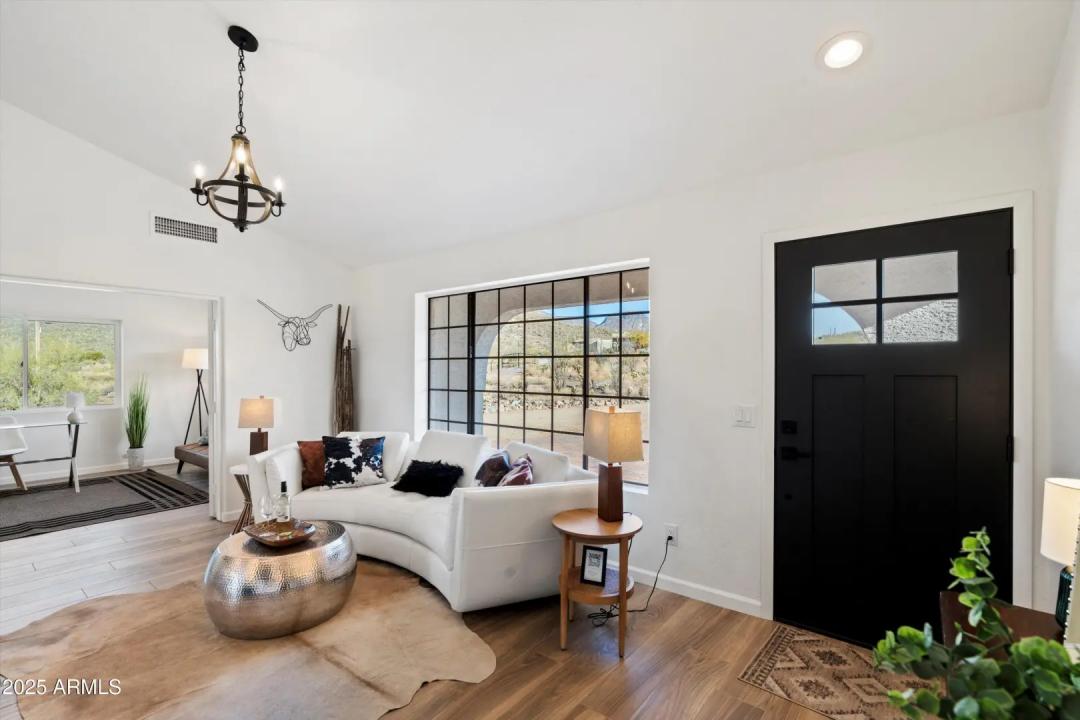 Real Estate Picture 25