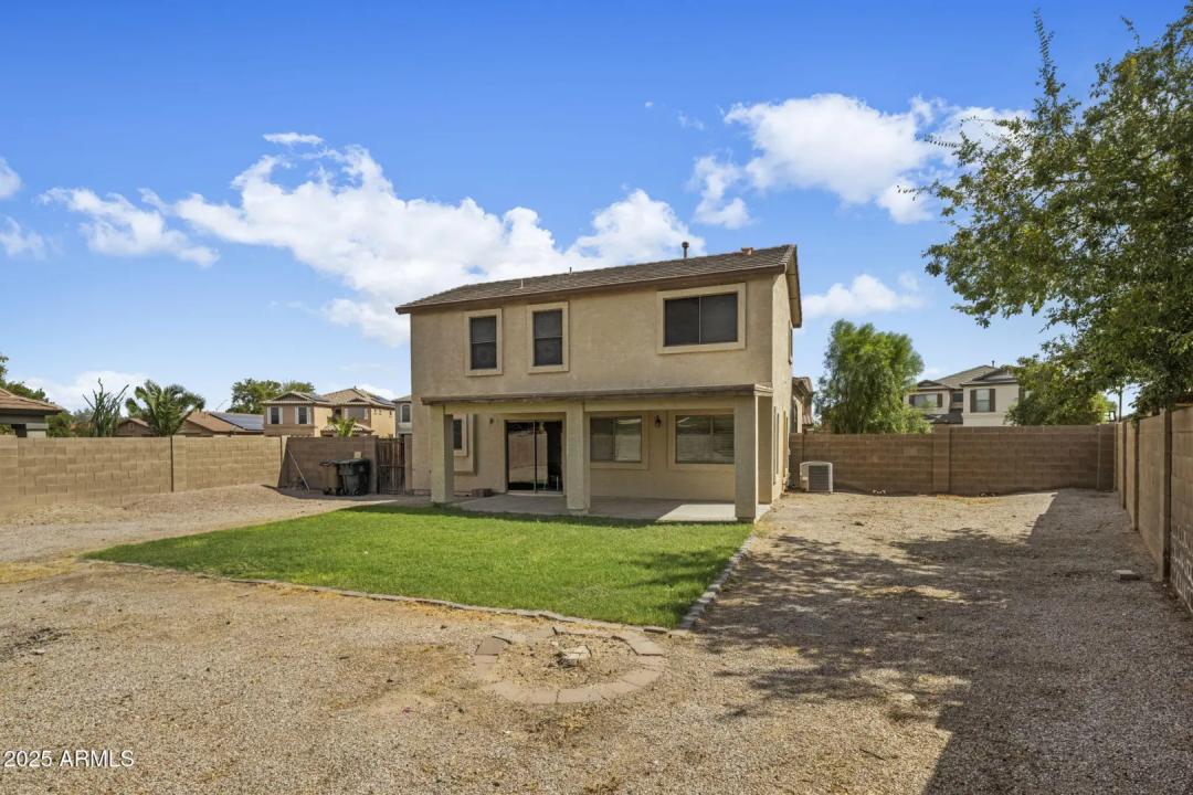 Real Estate Picture 20
