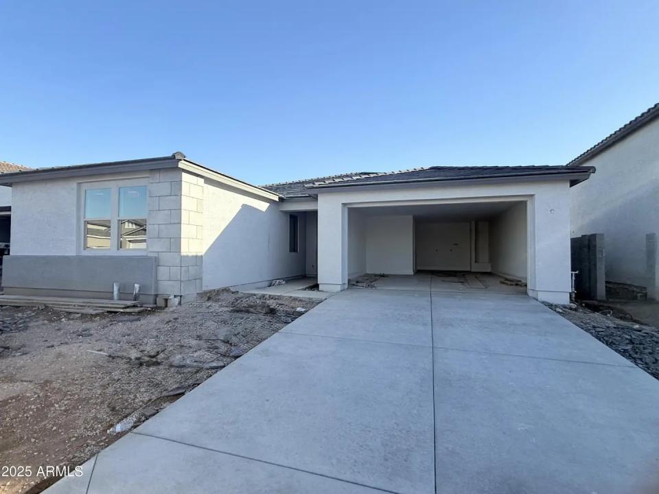 Real Estate Picture 2