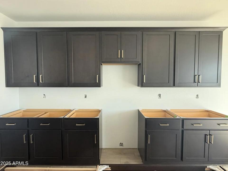 Real Estate Picture 16