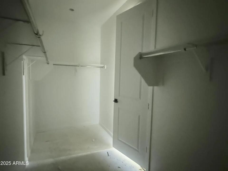 Real Estate Picture 23