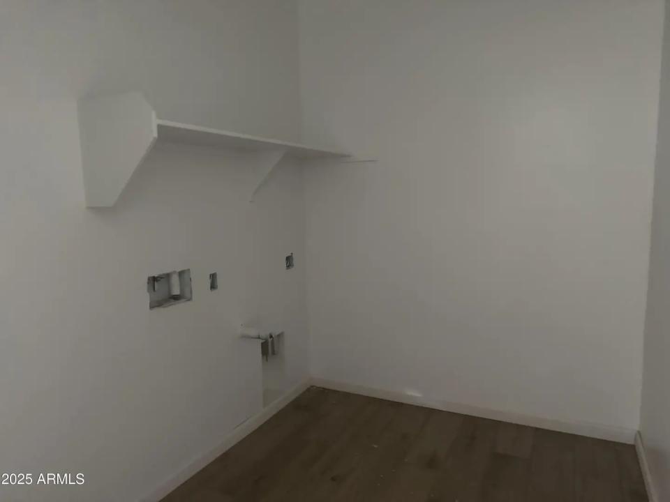 Real Estate Picture 26
