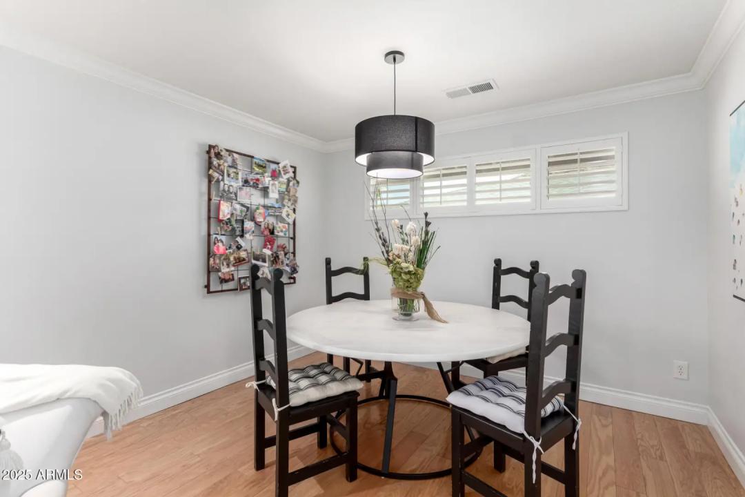 Real Estate Picture 10