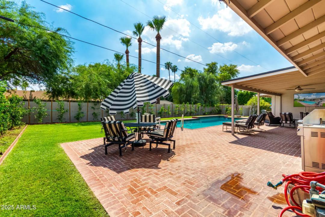 Real Estate Picture 35