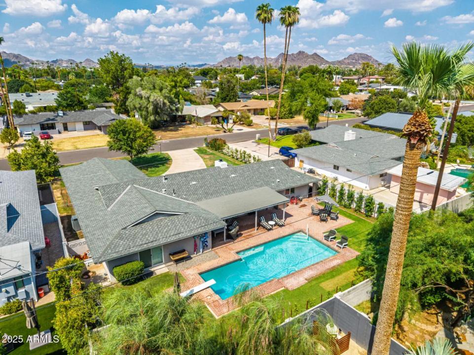 Real Estate Picture 45