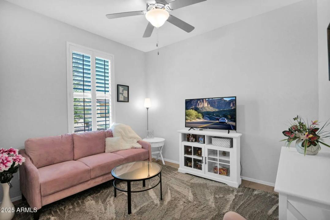 Real Estate Picture 15