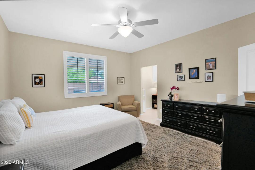 Real Estate Picture 10