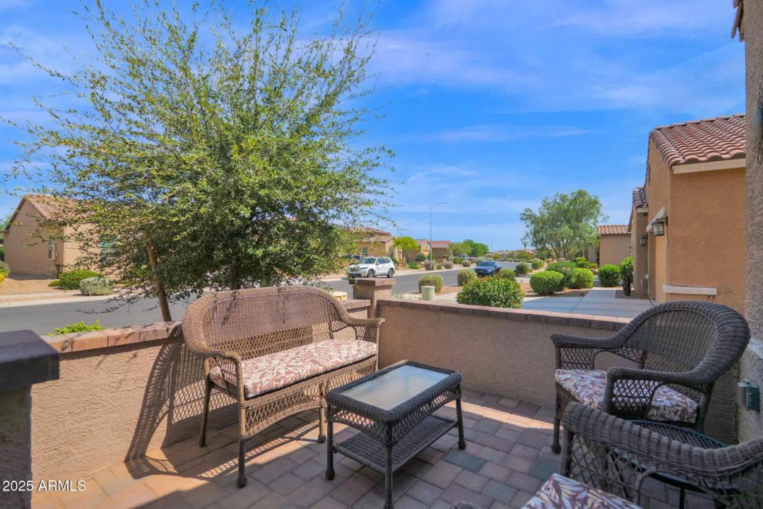 Real Estate Picture 22