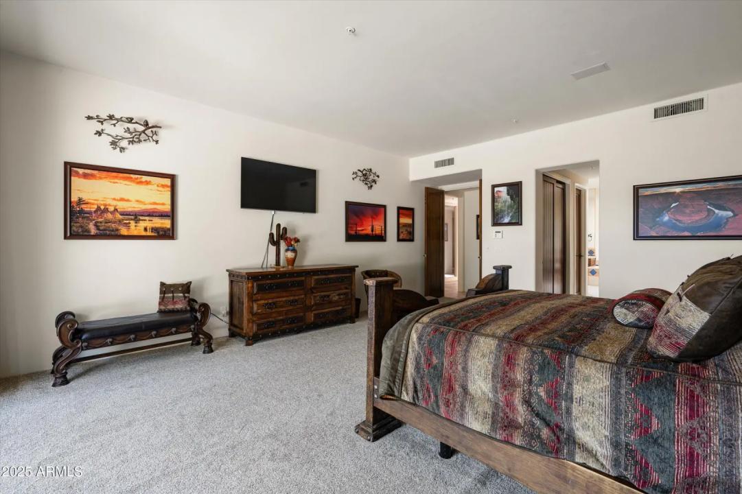 Real Estate Picture 18