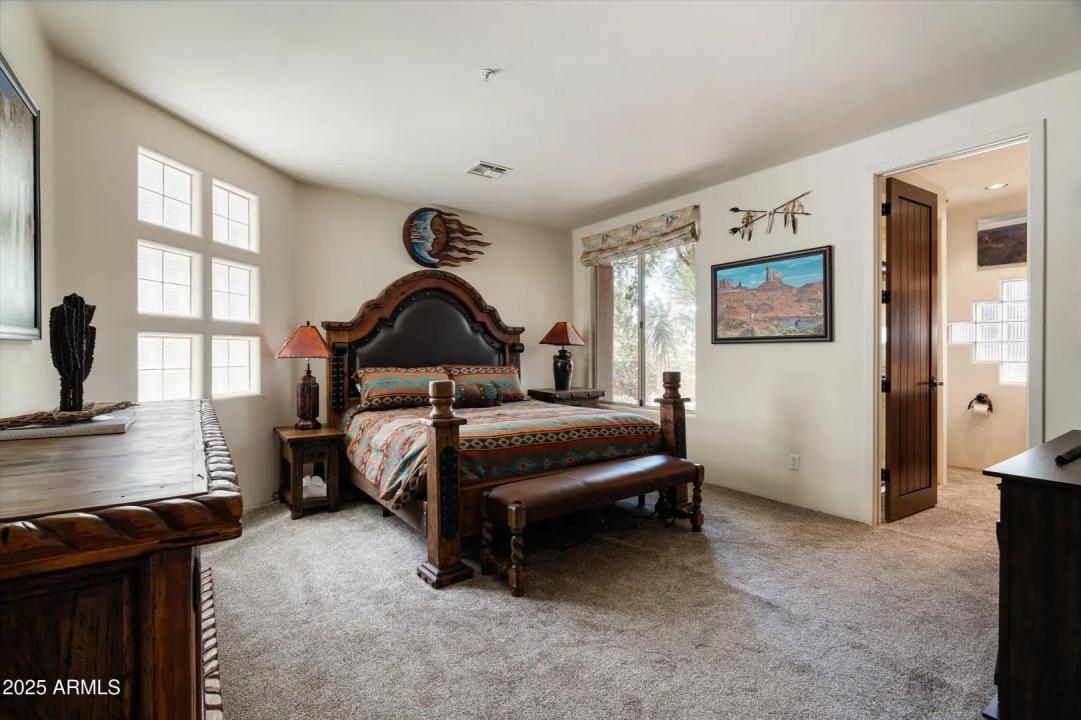 Real Estate Picture 23