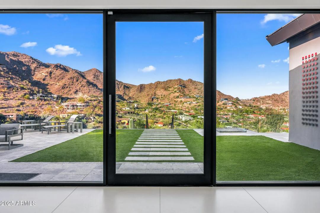 Real Estate Picture 2