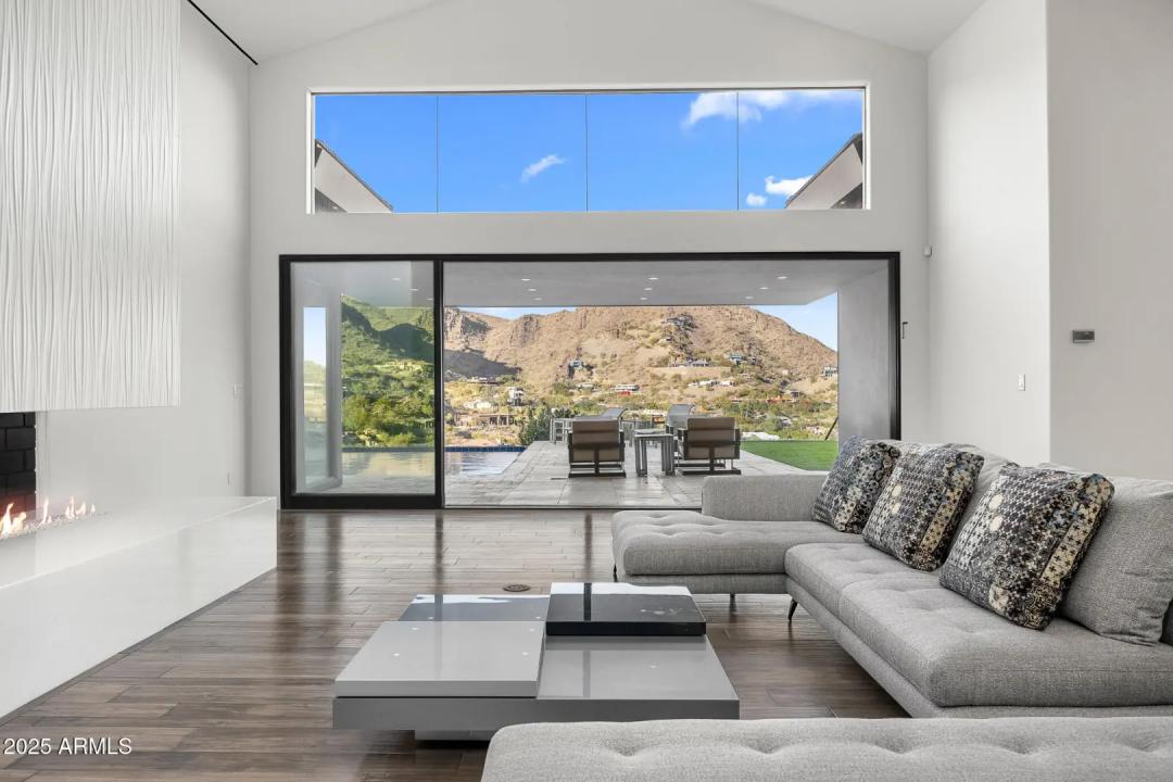 Real Estate Picture 20