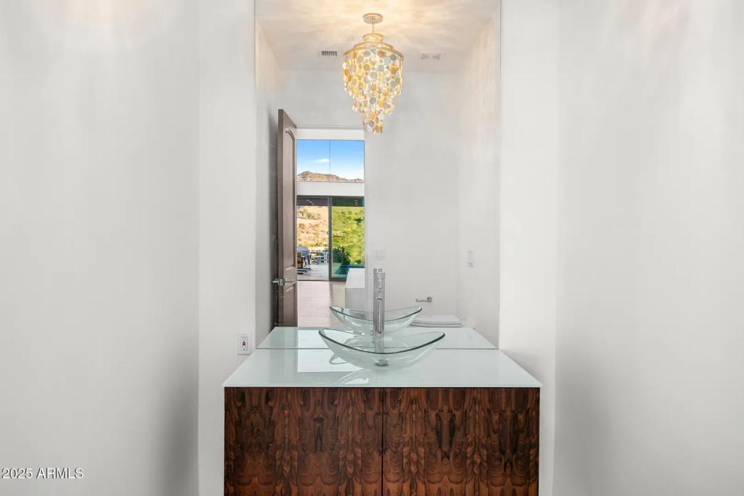 Real Estate Picture 36