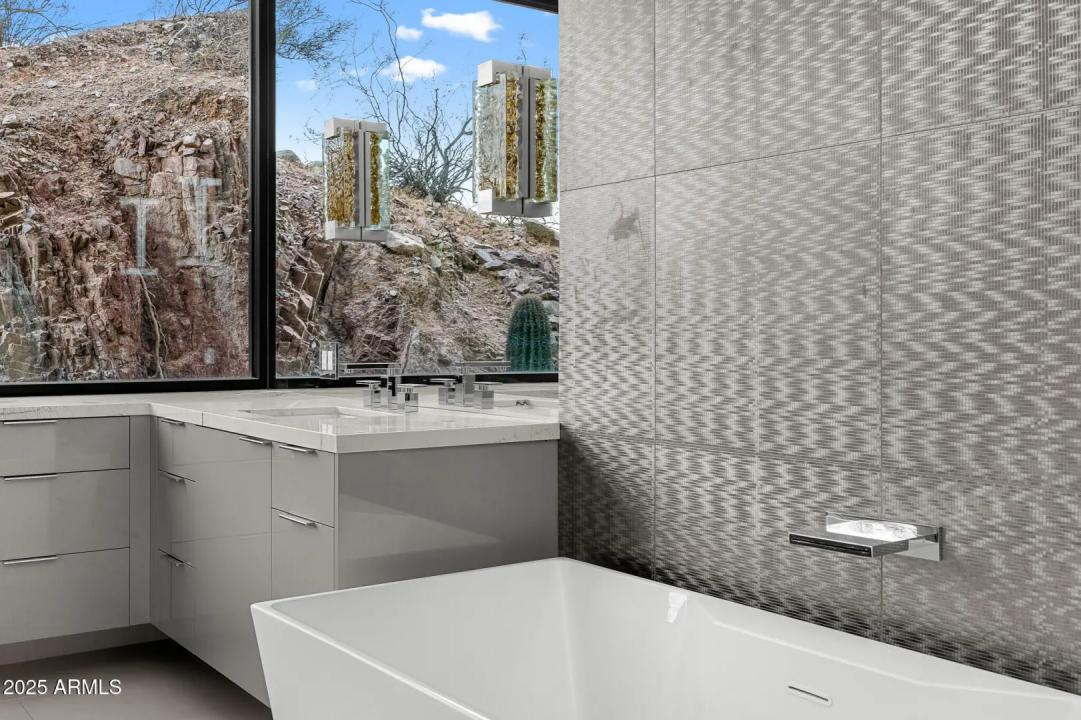 Real Estate Picture 37