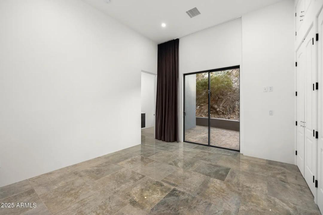 Real Estate Picture 46