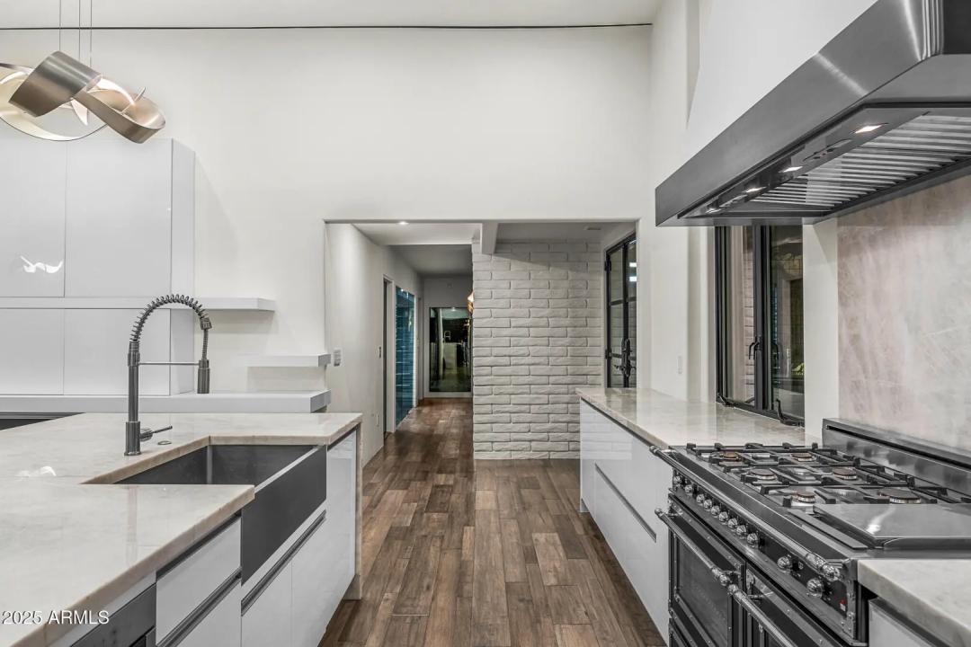 Real Estate Picture 66