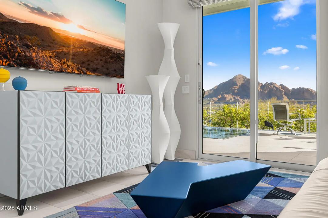 Real Estate Picture 24