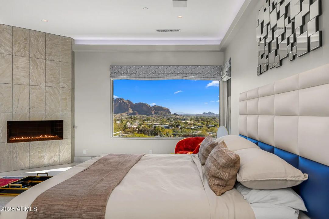 Real Estate Picture 25