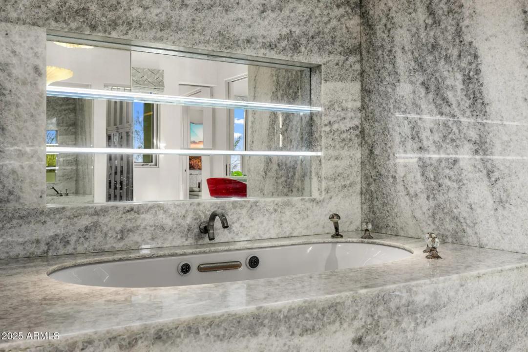 Real Estate Picture 28
