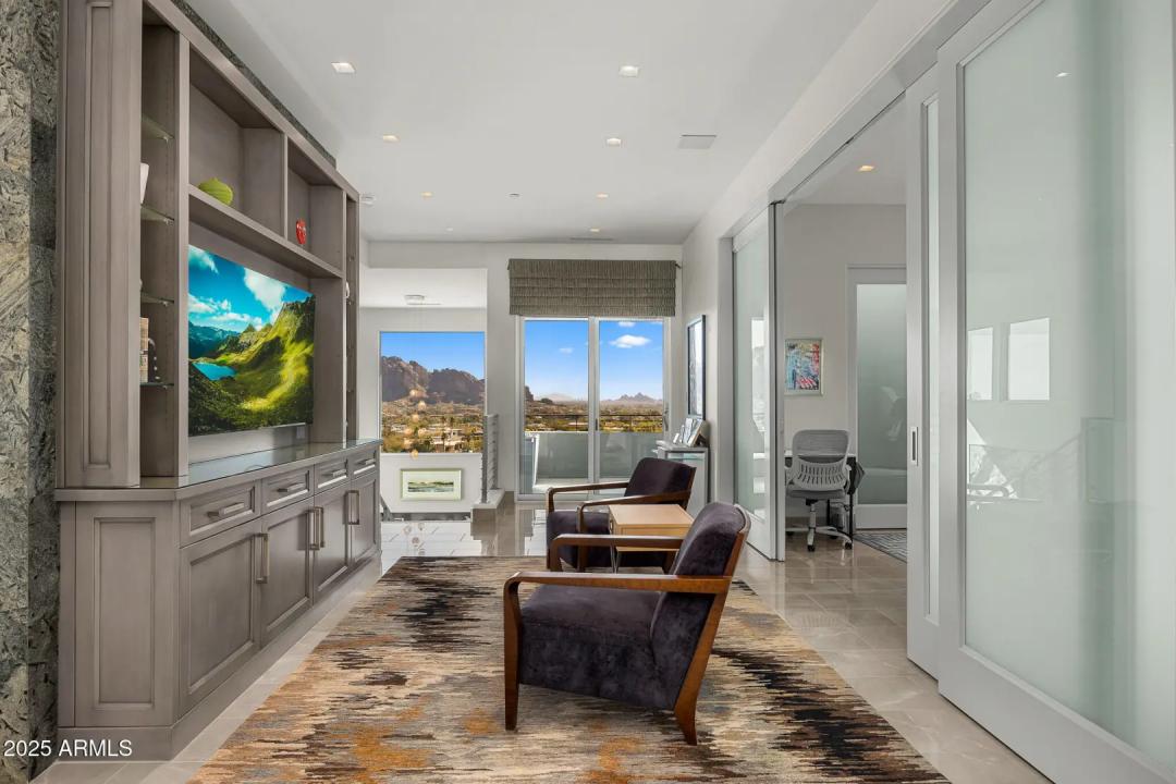 Real Estate Picture 38