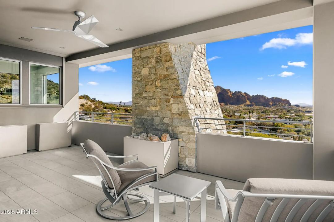 Real Estate Picture 42