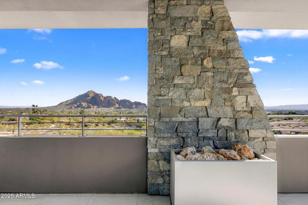 Real Estate Picture 43