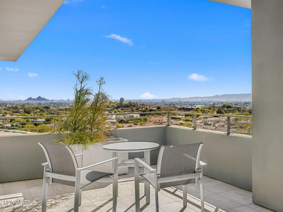 Real Estate Picture 48