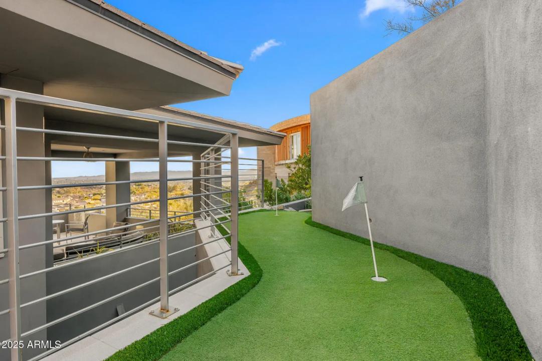 Real Estate Picture 49
