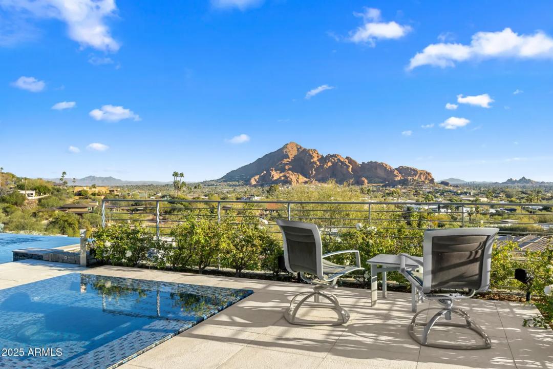 Real Estate Picture 60