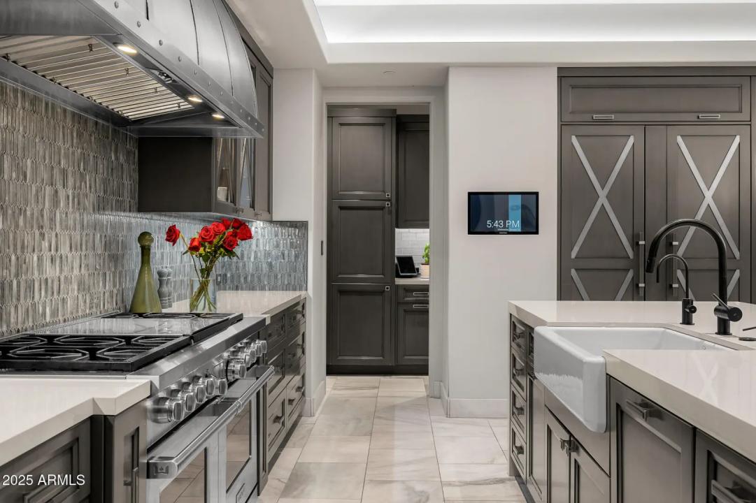 Real Estate Picture 86