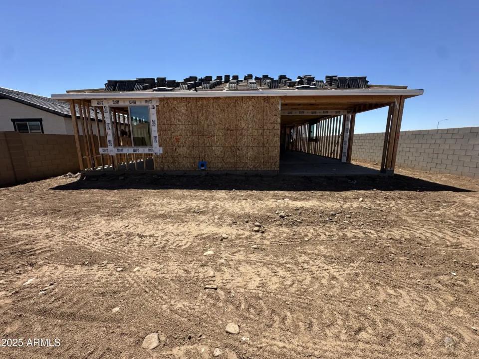 Real Estate Picture 8