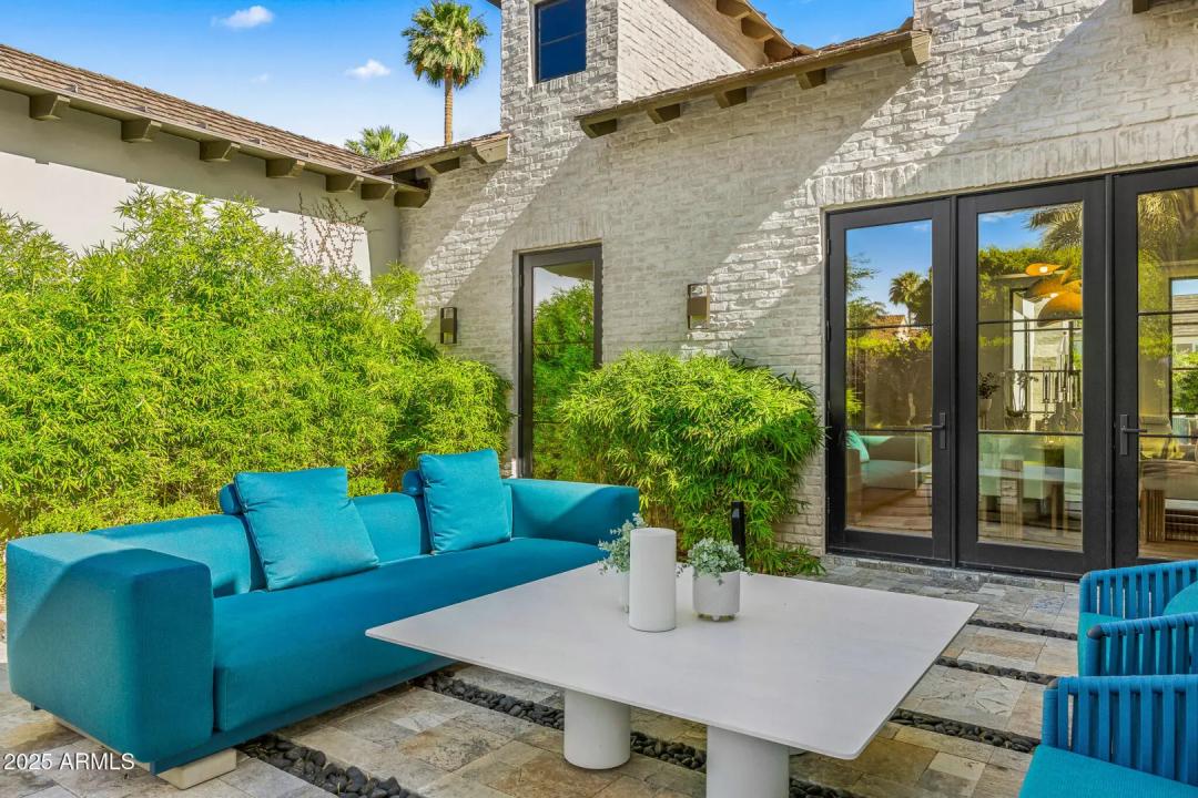 Real Estate Picture 9