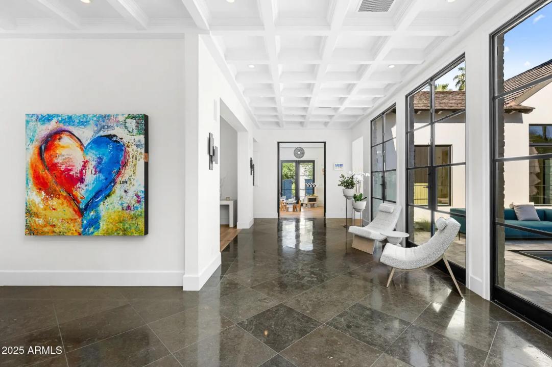 Real Estate Picture 12