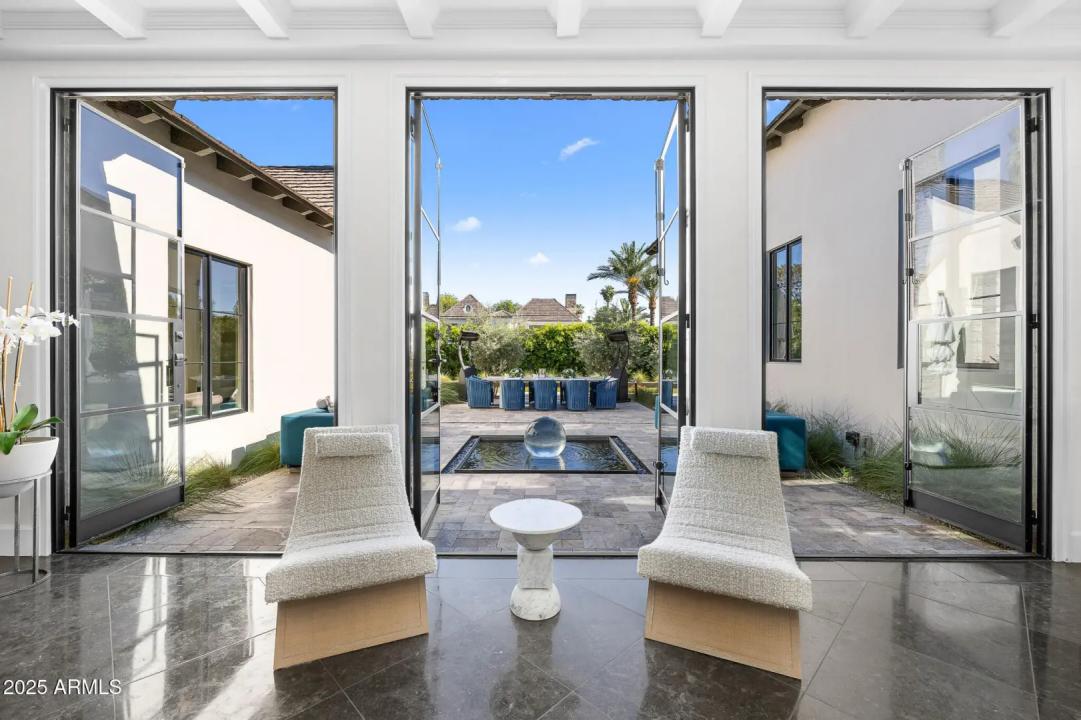 Real Estate Picture 15
