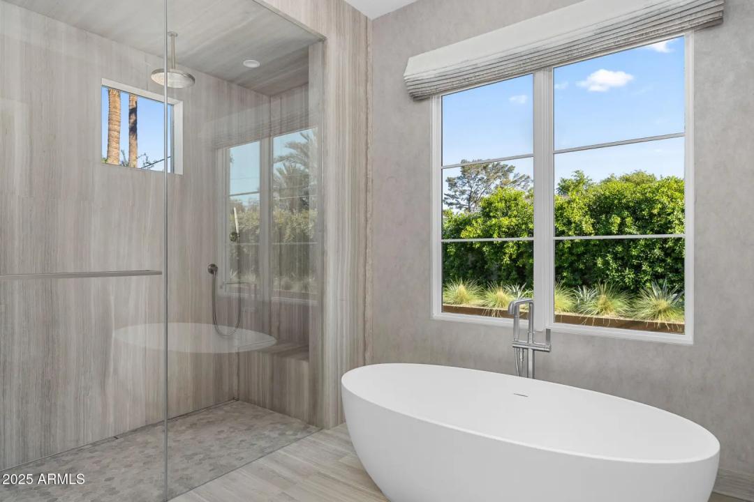 Real Estate Picture 34