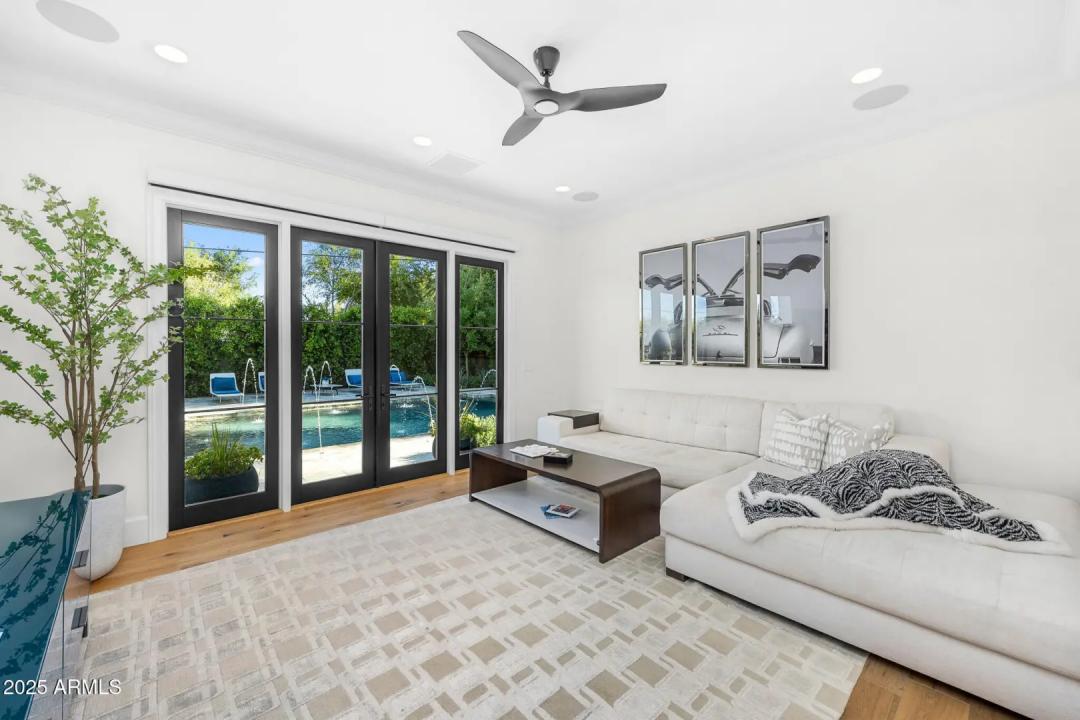 Real Estate Picture 35