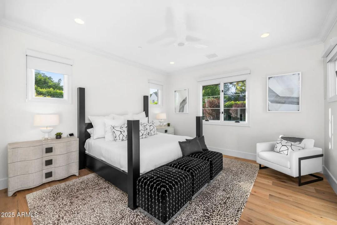 Real Estate Picture 39