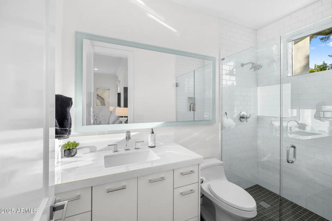 Real Estate Picture 40